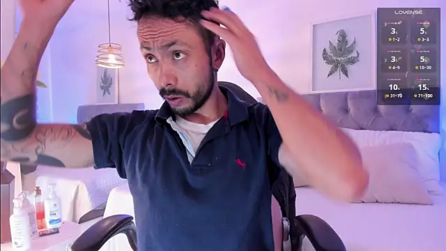 Snapshot of Tom_cooper_ chatting on 4, 10, 2025 Tom cooper online show from 4, 10, 2025