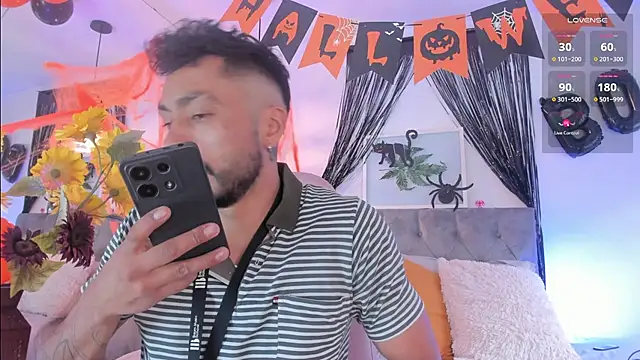 Snapshot of Tom_cooper_ chatting on 16, 10, 2025 Tom cooper online show from 16, 10, 2025