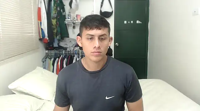 Snapshot of StivMike01 chatting on 17, 1, 2025 StivMike01 online show from 17, 1, 2025