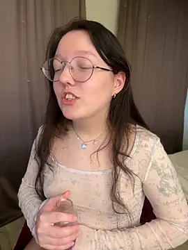 emigooflordXD online show from 9, 2, 2025