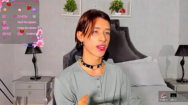 Snapshot of JasperCooper_ chatting on 5, 1, 2025 JasperCooper online show from 5, 1, 2025