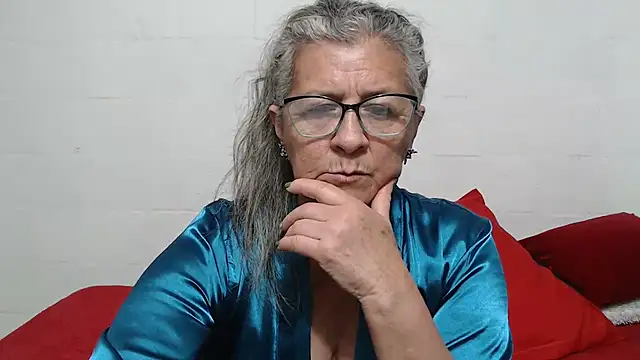 candy mature  online show from 13, 10, 2025