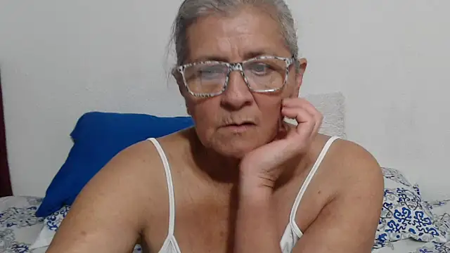 Snapshot of candy_mature_ chatting on 11, 6, 2026 candy mature online show from 11, 6, 2026