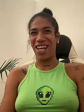 Snapshot of turabbitxx chatting on 19, 9, 2025 turabbitxx online show from 19, 9, 2025
