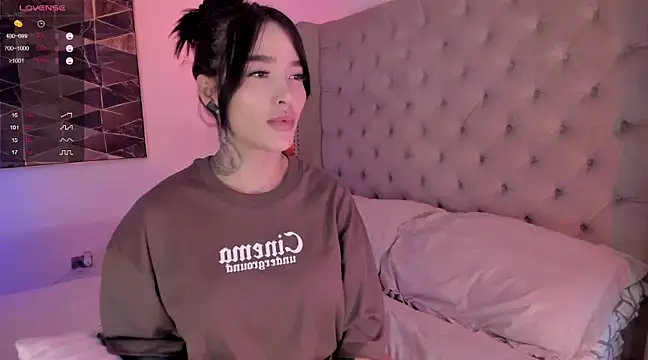 vangie  online show from 10, 12, 2024