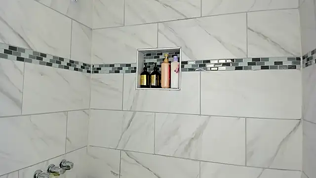 yiauana online show from 19, 9, 2025