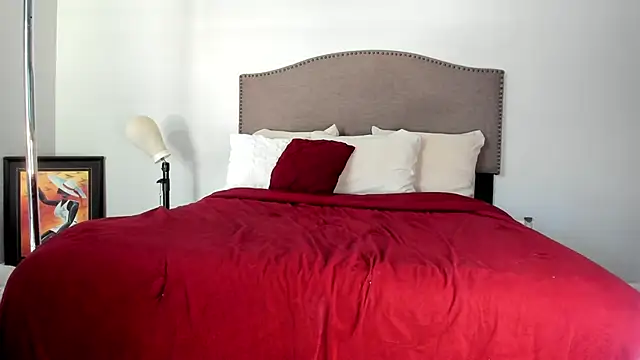 yiauana online show from 19, 9, 2025