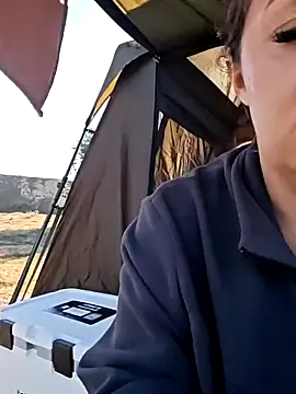 AvaLloyd online show from 19, 9, 2025