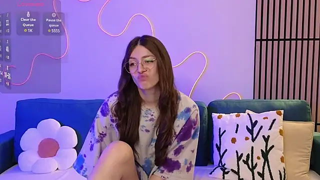 Snapshot of Ester_Hill chatting on 25, 2, 2025 Ester Hill online show from 25, 2, 2025