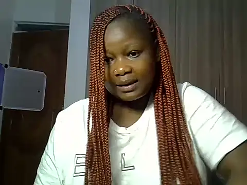 Snapshot of freaky_juicy chatting on 2, 12, 2025 freaky juicy online show from 2, 12, 2025