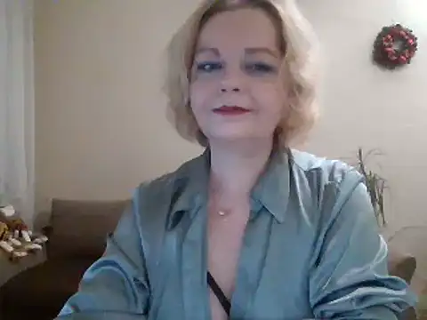 Snapshot of SofiyaPetrova chatting on 1, 2, 2025 SofiyaPetrova online show from 1, 2, 2025