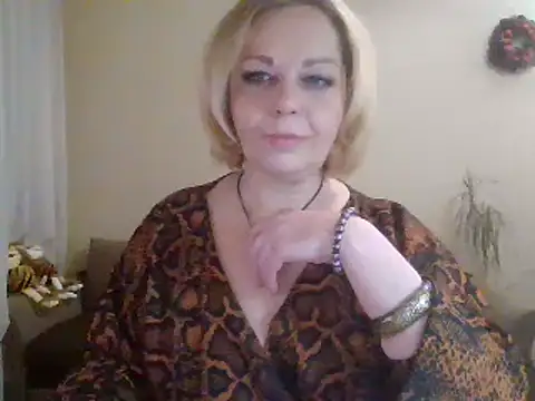 Snapshot of SofiyaPetrova chatting on 8, 2, 2025 SofiyaPetrova online show from 8, 2, 2025