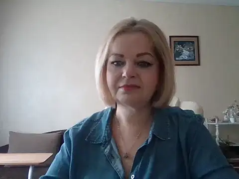 Snapshot of SofiyaPetrova chatting on 24, 11, 2025 SofiyaPetrova online show from 24, 11, 2025