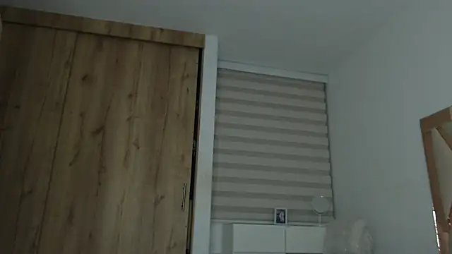 dollface17 online show from 8, 3, 2025