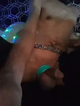 Snapshot of Sir-meltsclearrockzalot chatting on 22, 11, 2025 Sir-meltsclearrockzalot online show from 22, 11, 2025