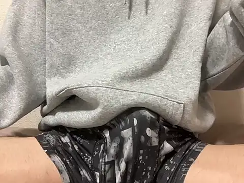 Snapshot of lkun9 chatting on 21, 12, 2025 lkun9 online show from 21, 12, 2025