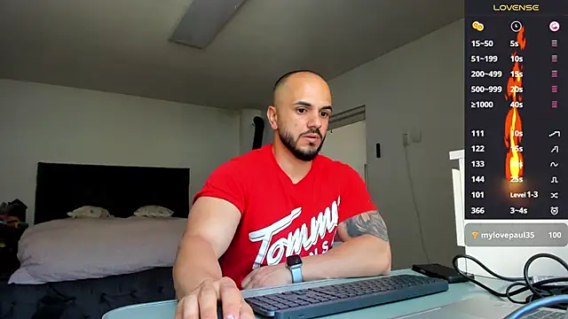 Snapshot of supermanboy94 chatting on 27, 4, 2026 supermanboy94 online show from 27, 4, 2026