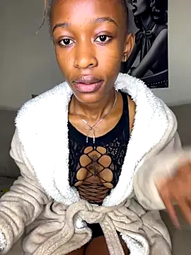 Shanniva online show from 9, 11, 2025