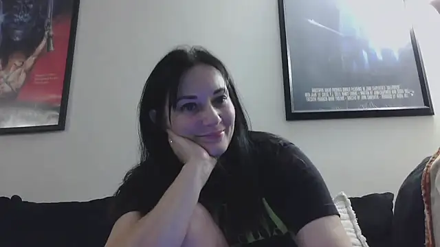 CrystalLakeXO online show from 17, 9, 2025