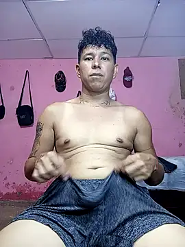 Snapshot of TonguedVioxx chatting on 25, 10, 2025 TonguedVioxx online show from 25, 10, 2025