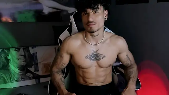 Snapshot of Thomas_Fit1 chatting on 30, 3, 2026 Thomas Fit1 online show from 30, 3, 2026