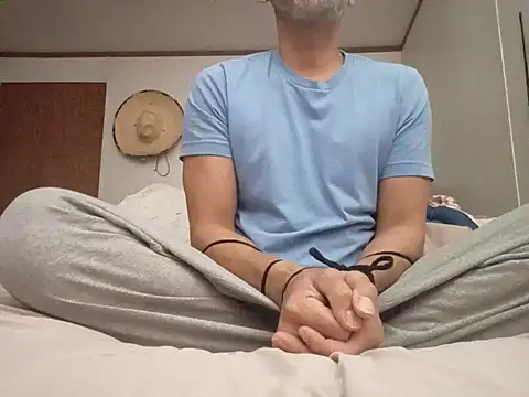 Snapshot of Xoc8_ chatting on 5, 3, 2026 Xoc8 online show from 5, 3, 2026