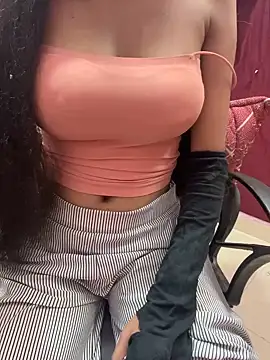 Snapshot of lallela chatting on 30, 12, 2024 lallela online show from 30, 12, 2024