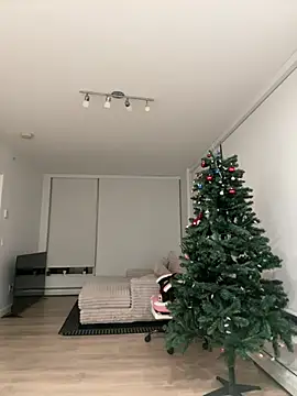 jAsMinE678 online show from 19, 1, 2025