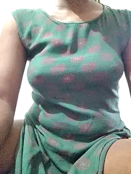 rituporna2004 online show from 28, 9, 2025