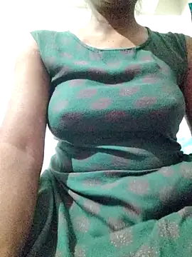 rituporna2004 online show from 7, 2, 2026