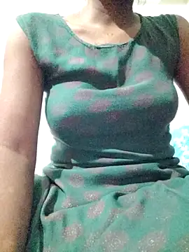 rituporna2004 online show from 9, 2, 2026