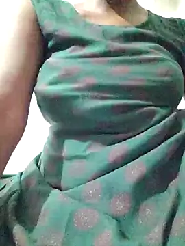 rituporna2004 online show from 16, 4, 2026