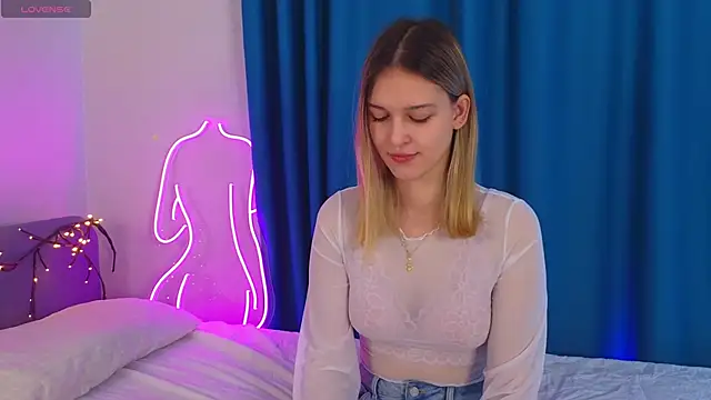 Snapshot of KimberliDean chatting on 31, 1, 2025 KimberliDean online show from 31, 1, 2025