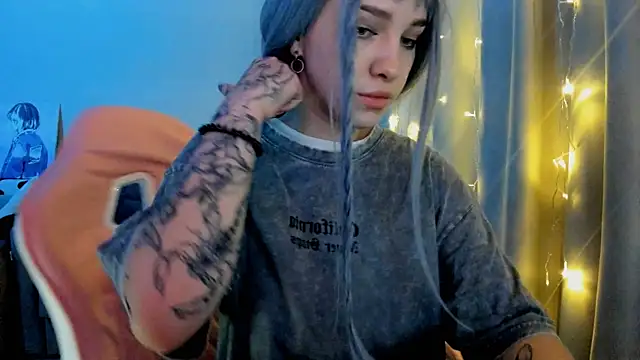 Snapshot of Ledy_WWWII chatting on 21, 1, 2025 Ledy WWWII online show from 21, 1, 2025