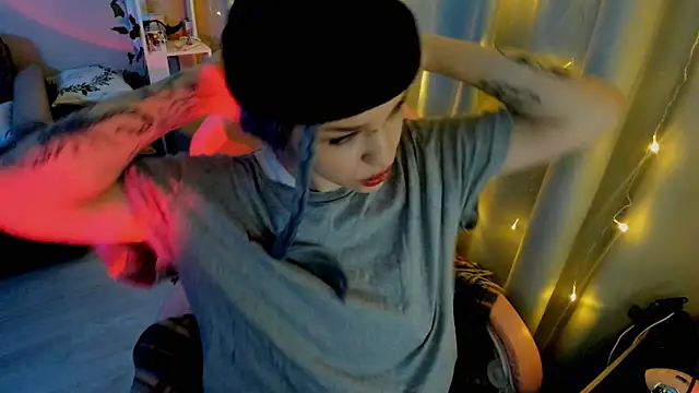 Snapshot of Ledy_WWWII chatting on 30, 1, 2025 Ledy WWWII online show from 30, 1, 2025