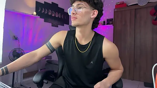 Kisan Smith online show from 7, 3, 2026