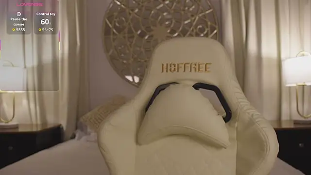 Antonellaparis  online show from 29, 9, 2025