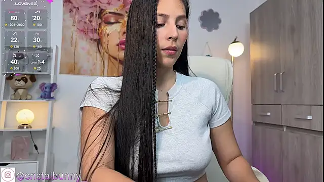 Snapshot of cristal_bunny_ chatting on 9, 11, 2025 cristal bunny online show from 9, 11, 2025