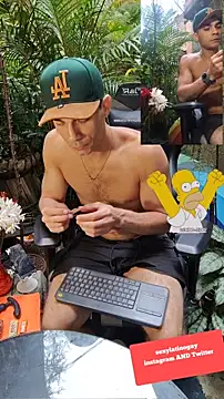 sexyboycolombi4 online show from 15, 2, 2025