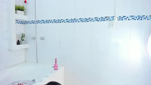 EmmilyCollson online show from 31, 1, 2025