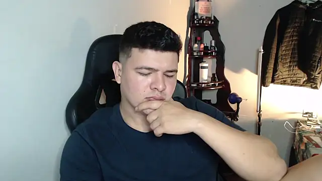 Snapshot of Plug_Control chatting on 27, 2, 2026 Plug Control online show from 27, 2, 2026