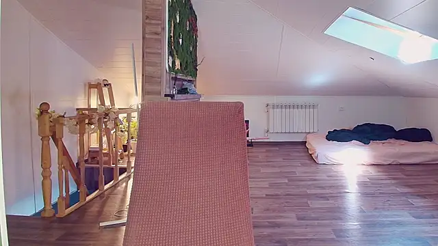Snapshot of Meowroslava chatting on 24, 4, 2026 Meowroslava online show from 24, 4, 2026