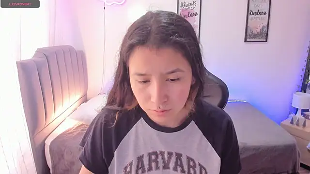 Snapshot of Amy_joones chatting on 28, 12, 2024 Amy joones online show from 28, 12, 2024