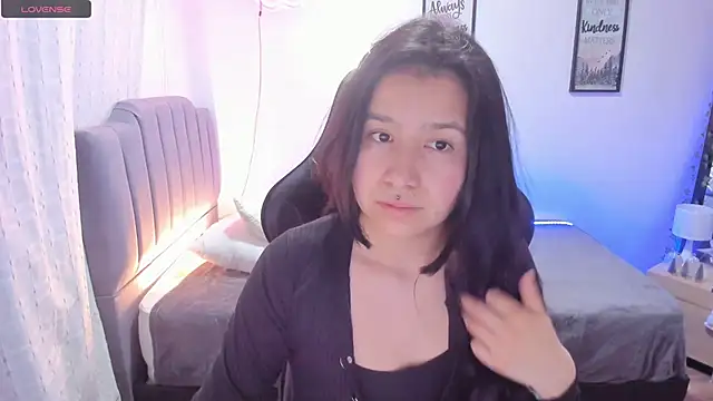 Snapshot of Amy_joones chatting on 5, 1, 2025 Amy joones online show from 5, 1, 2025