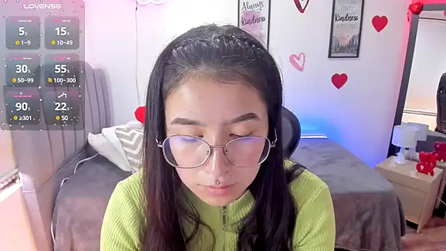 Snapshot of Amy_joones chatting on 19, 2, 2025 Amy joones online show from 19, 2, 2025