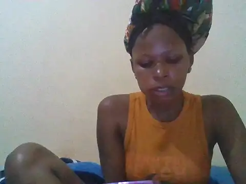 Snapshot of CharlotteDee chatting on 16, 11, 2025 CharlotteDee online show from 16, 11, 2025