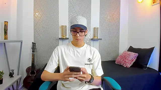 Nikolay Gregori online show from 16, 2, 2025