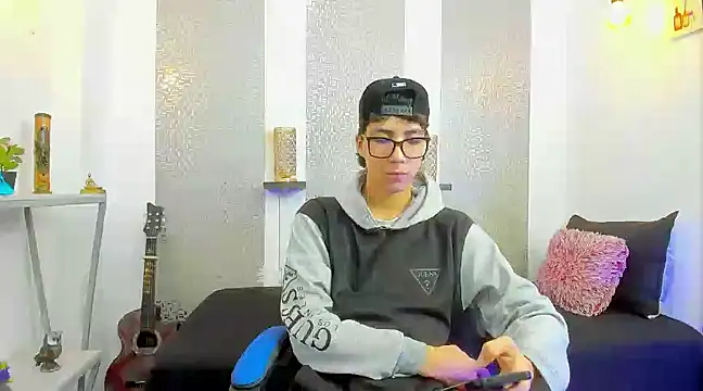 Nikolay Gregori online show from 2, 3, 2025