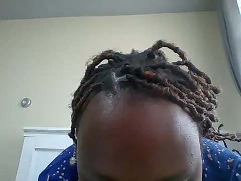 Snapshot of Sexxy-Shie chatting on 1, 2, 2025 Sexxy-Shie online show from 1, 2, 2025