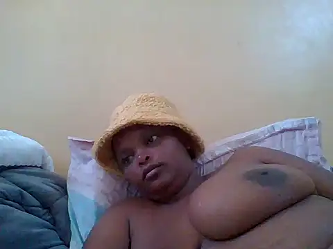 Snapshot of Sexxy-Shie chatting on 11, 2, 2025 Sexxy-Shie online show from 11, 2, 2025